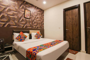 Hotel Rosewood Inn